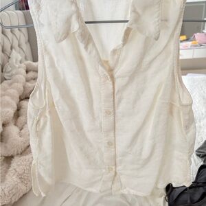 Express Cream Sleeveless Blouse